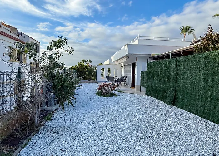 Vilaflor Junior * أذيخي